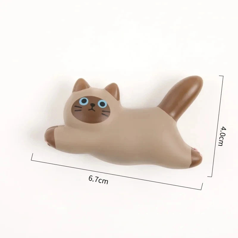 Cute 3D Cat Fridge Magnets ā Cartoon Resin Cat Decor for Refrigerator & Kitchen